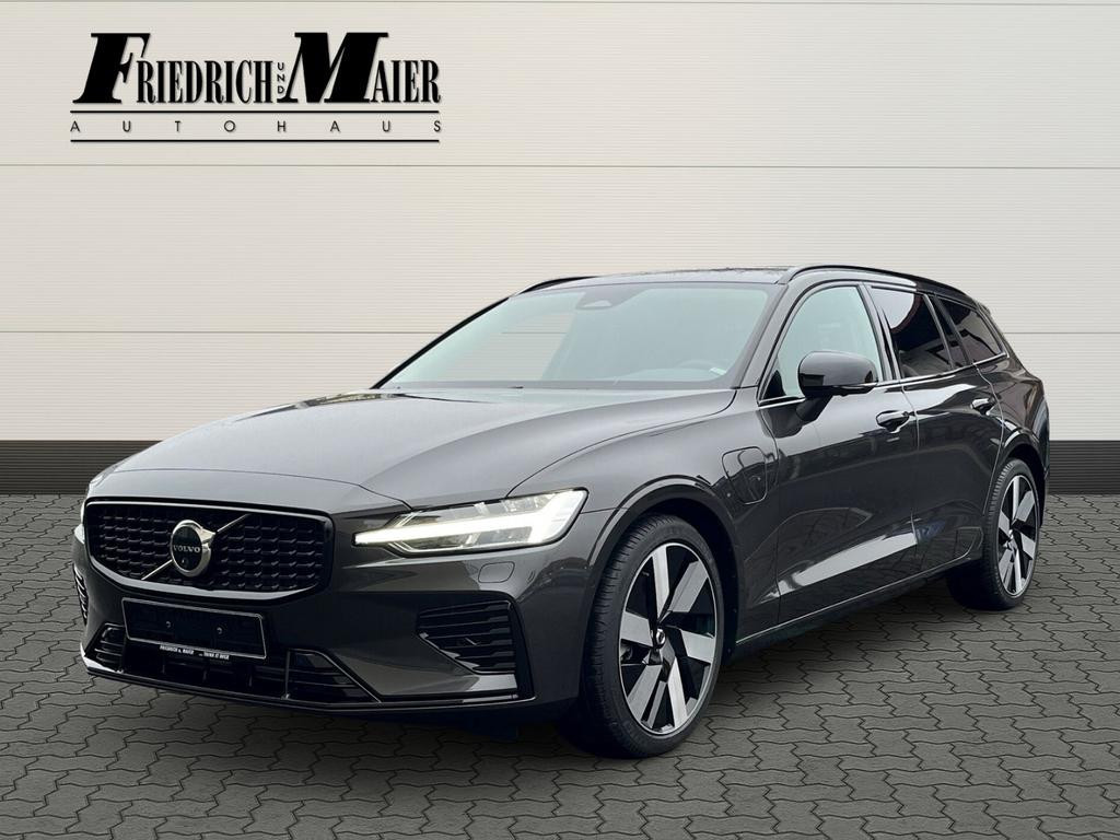 Volvo V60 AWD T8 Plus Dark