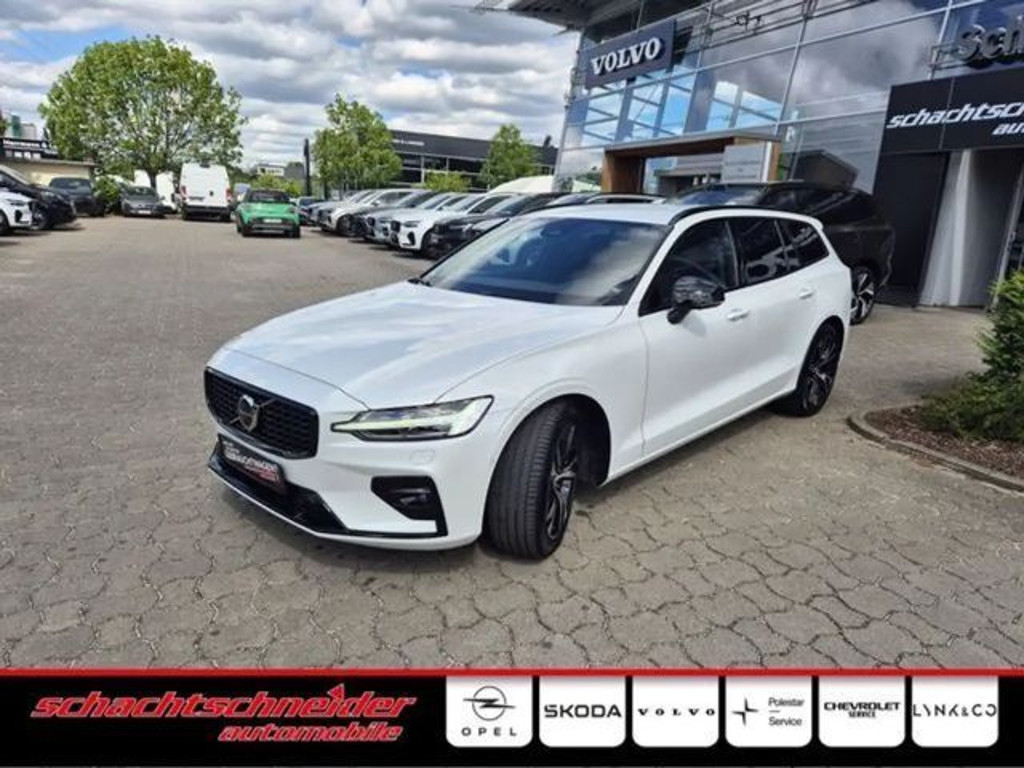 Volvo V60 Plus Dark