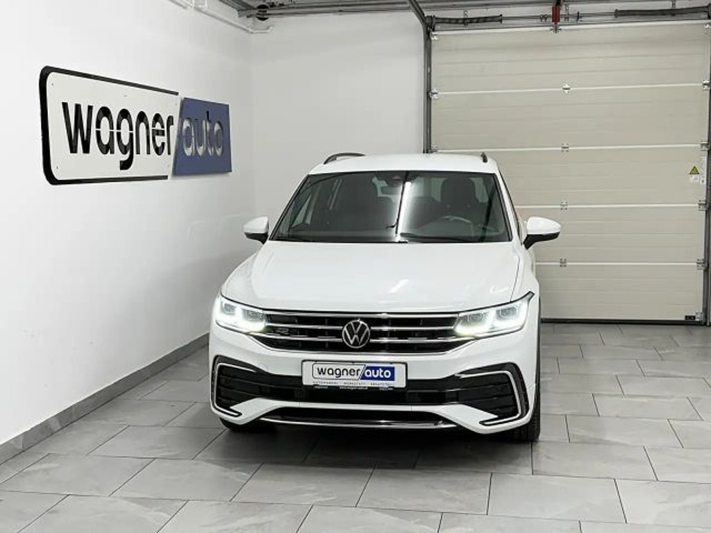 Volkswagen Tiguan 4Motion DSG R-Line IQ.Drive