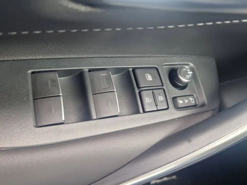 Suzuki Swace