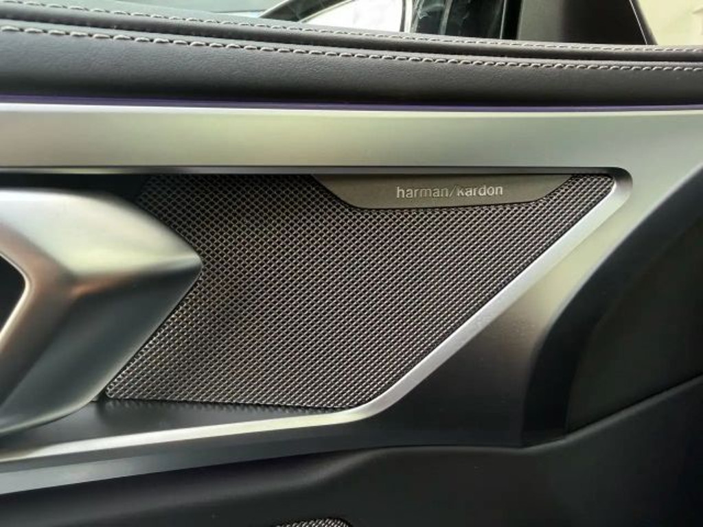 BMW M850