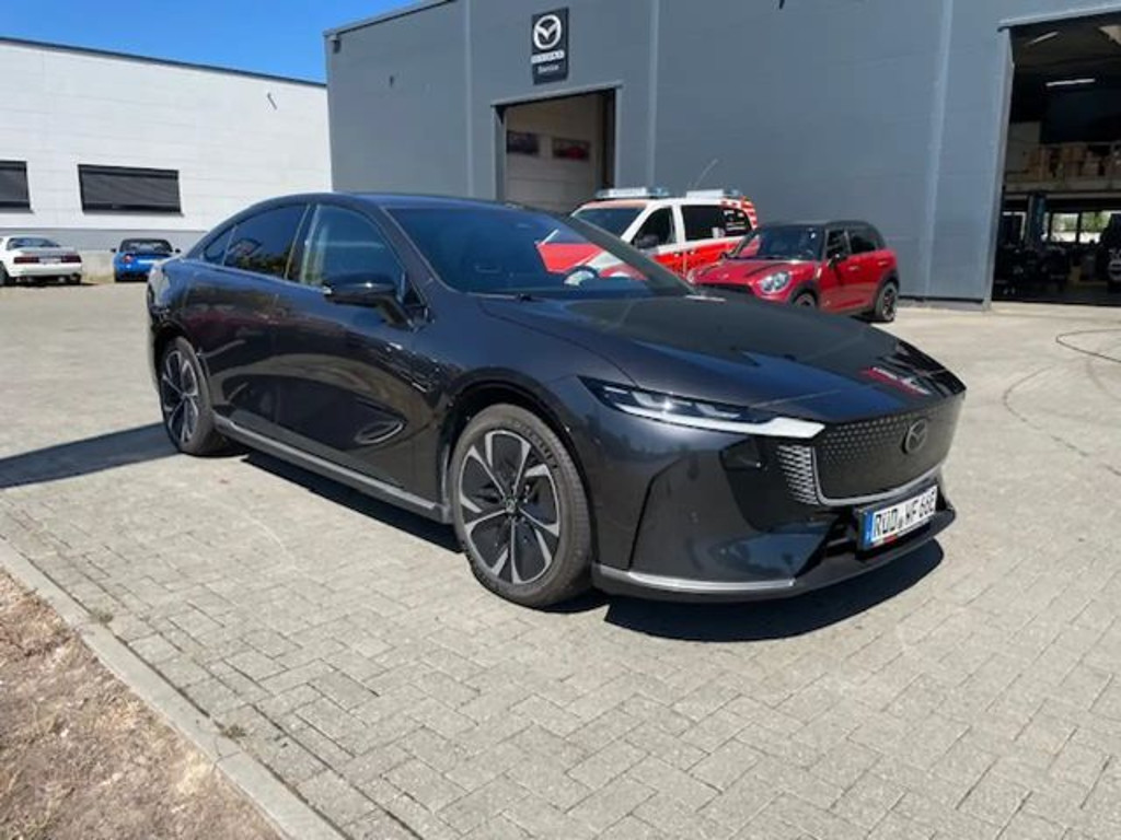 Mazda 6e