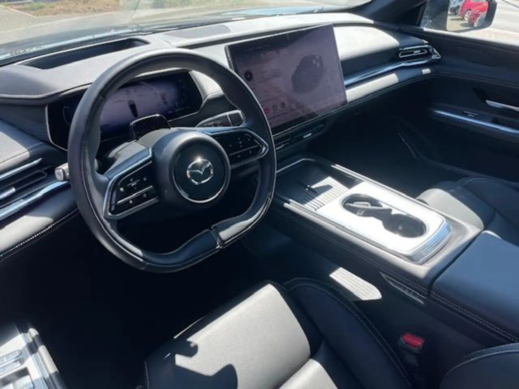 Mazda 6e
