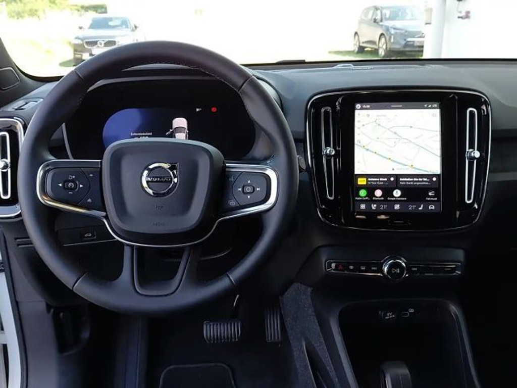Volvo EX40