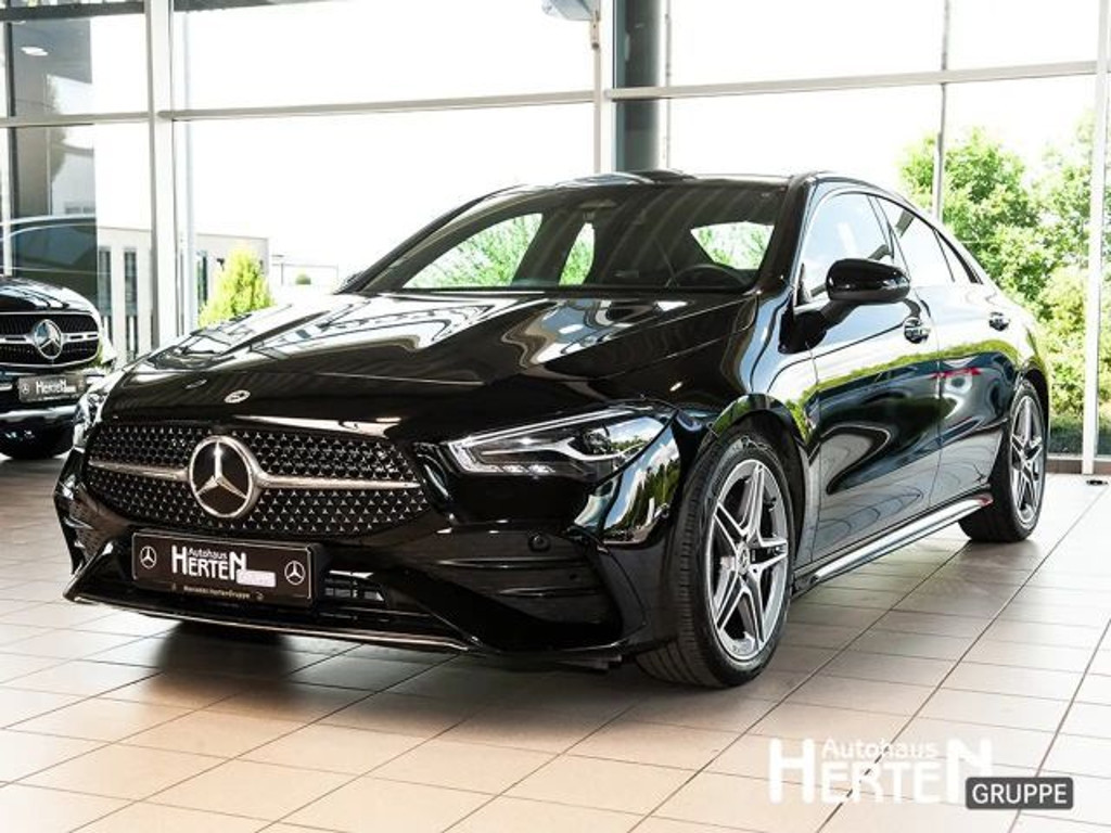 Mercedes-Benz CLA-Klasse CLA 200 AMG Line Coupé
