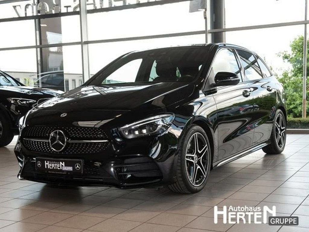 Mercedes-Benz B-Klasse B 250 AMG Line Sedan