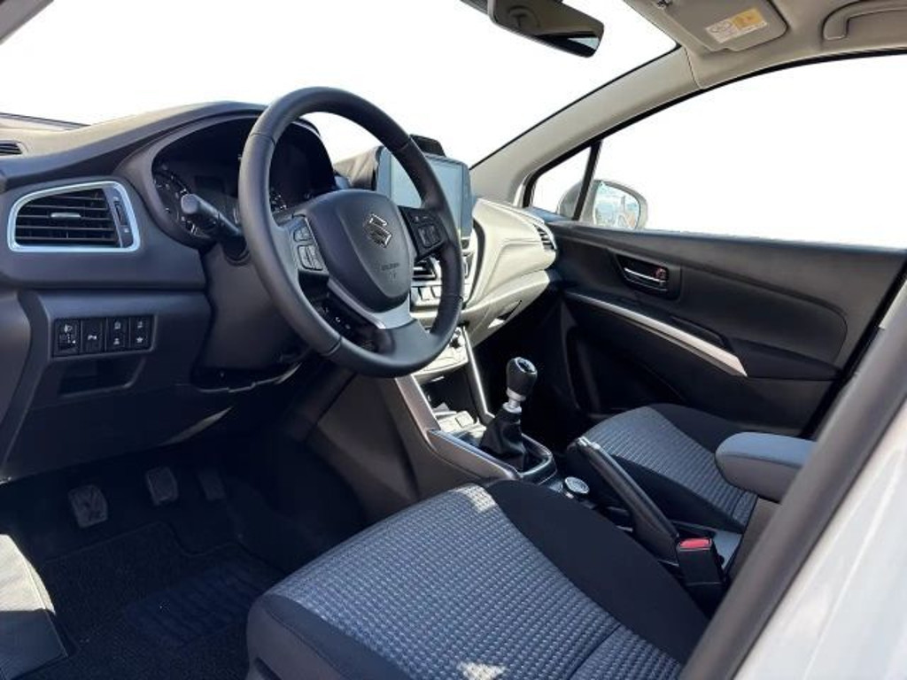 Suzuki S-Cross