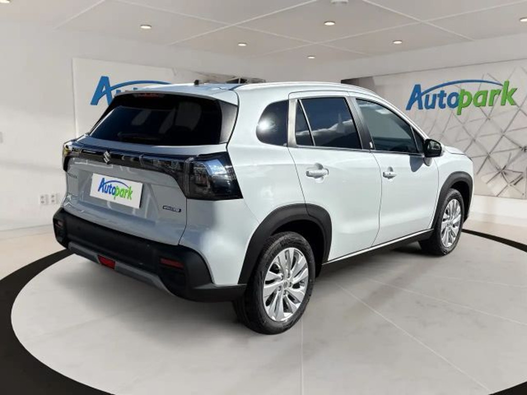Suzuki S-Cross