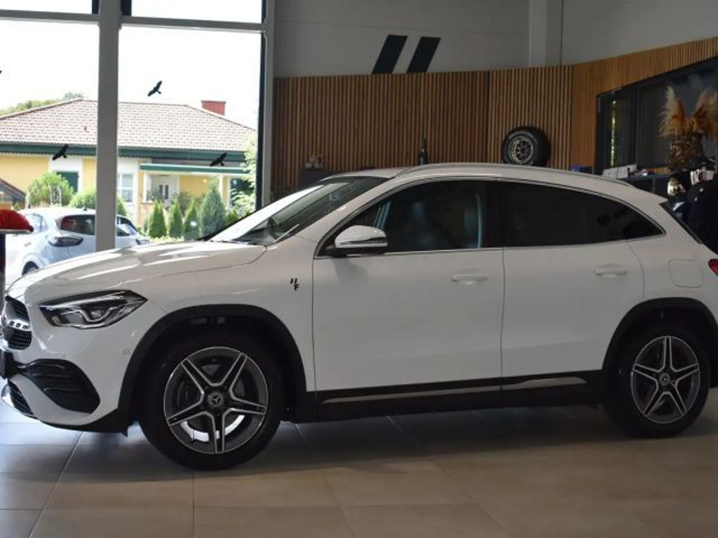 Mercedes-Benz GLA-Klasse