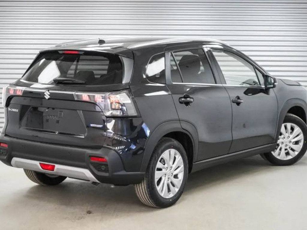 Suzuki S-Cross