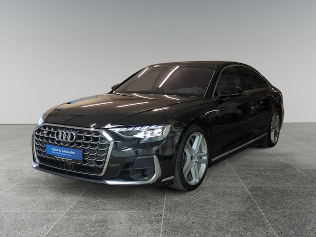 Audi S8