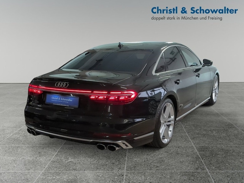 Audi S8 Quattro