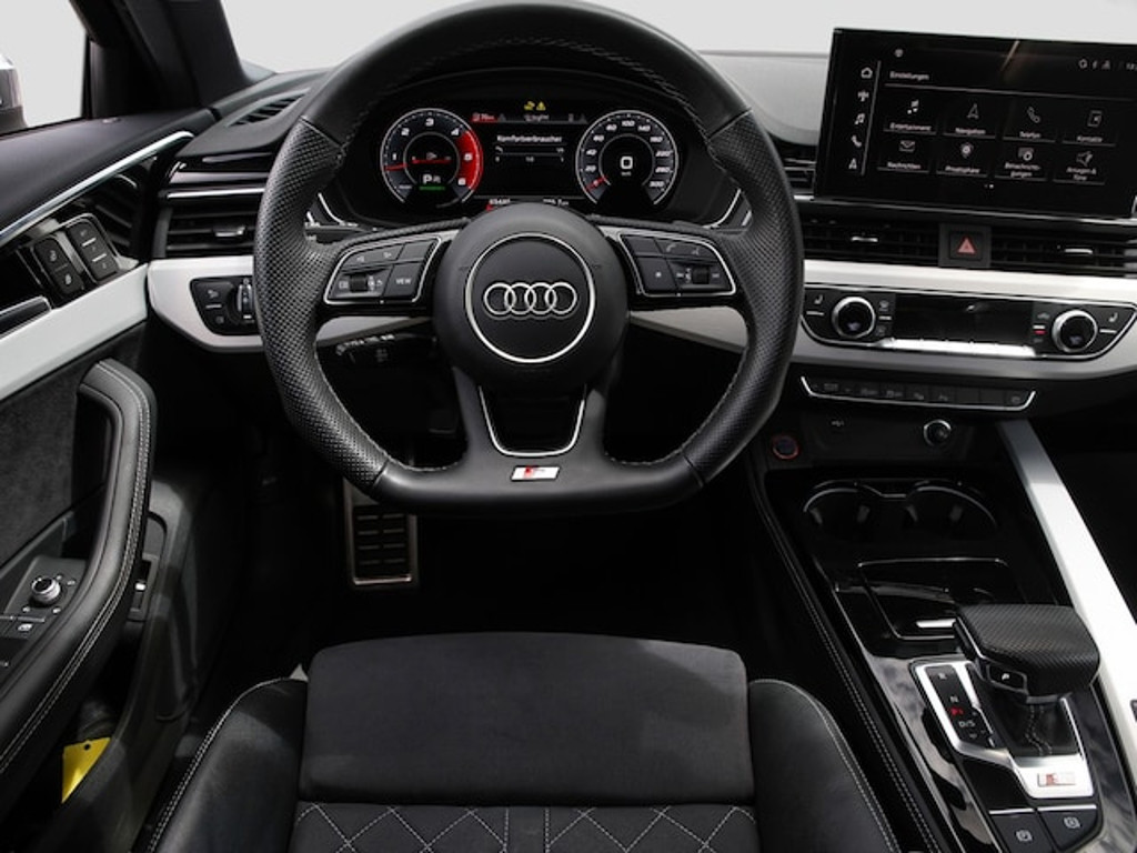 Audi S4