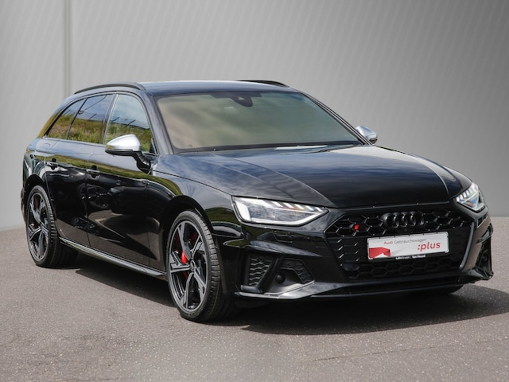 Audi S4