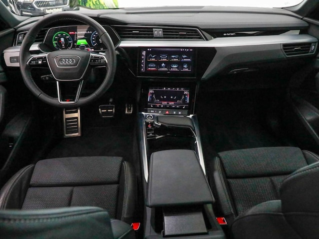 Audi Q8 e-tron