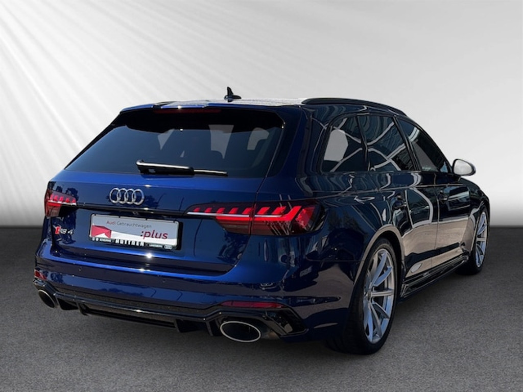 Audi RS4
