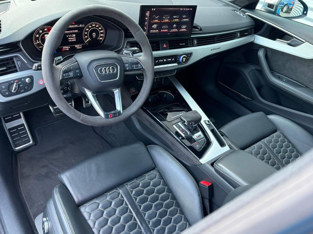 Audi RS4