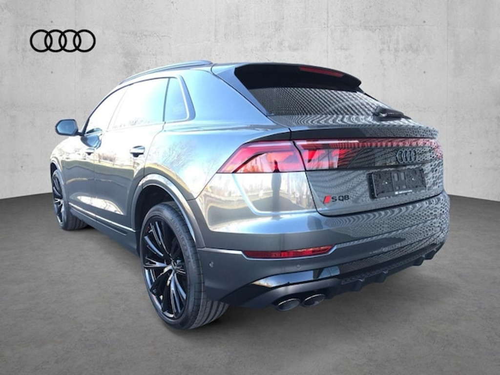 Audi SQ8