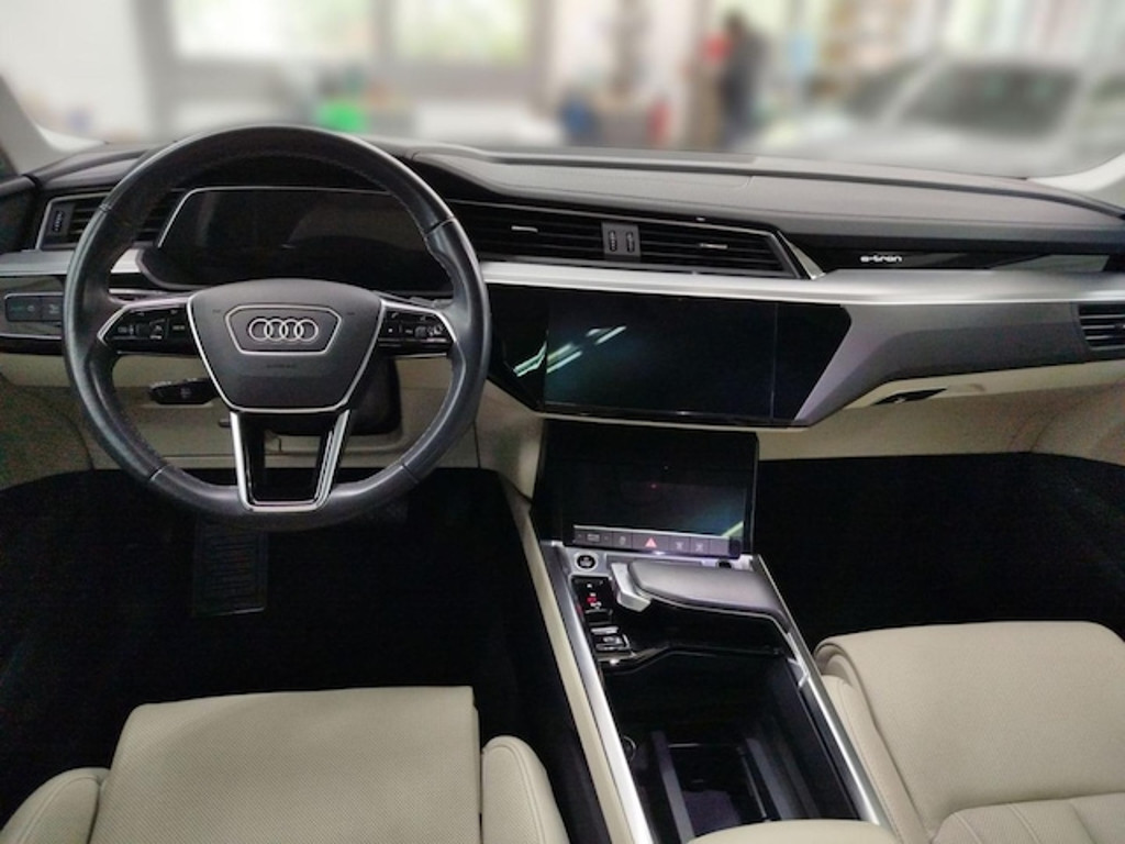 Audi Q8 e-tron