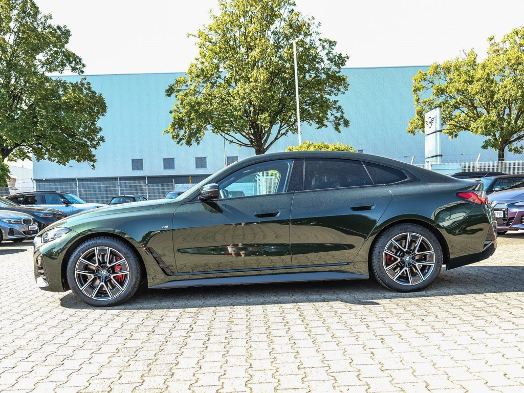 BMW M440