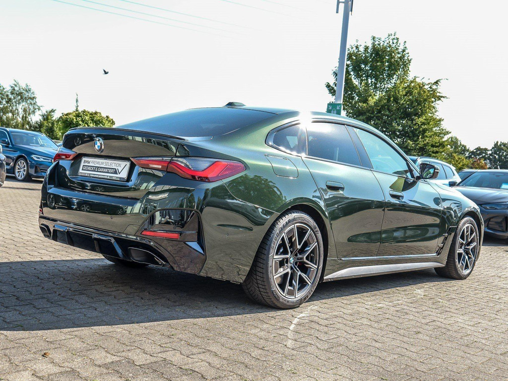 BMW M440