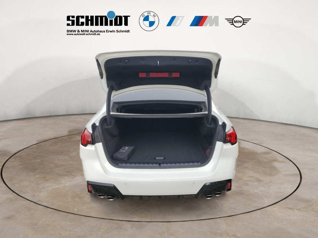 BMW M235