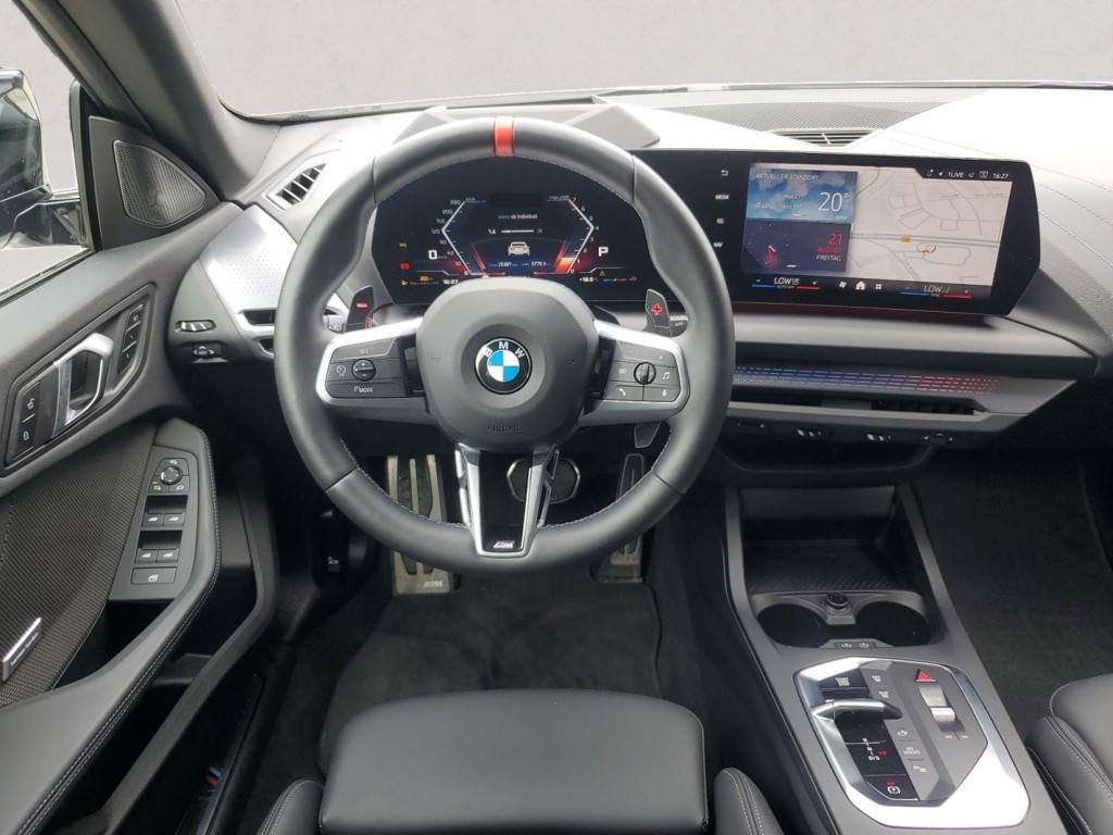 BMW M235