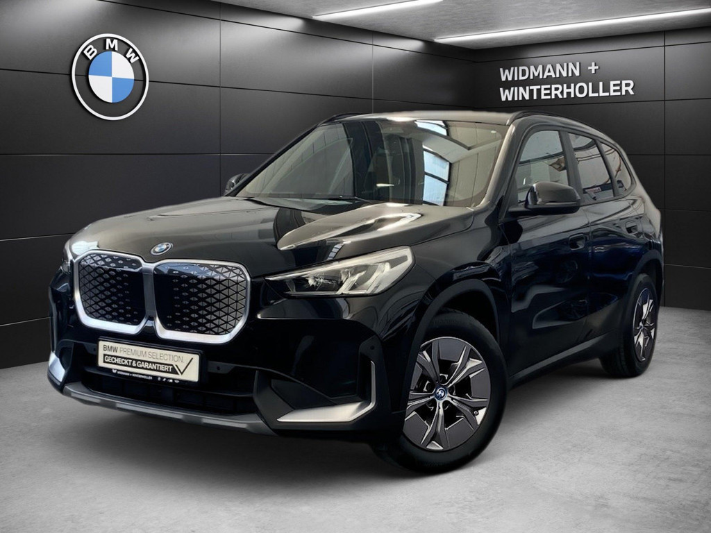 BMW iX1 xDrive30
