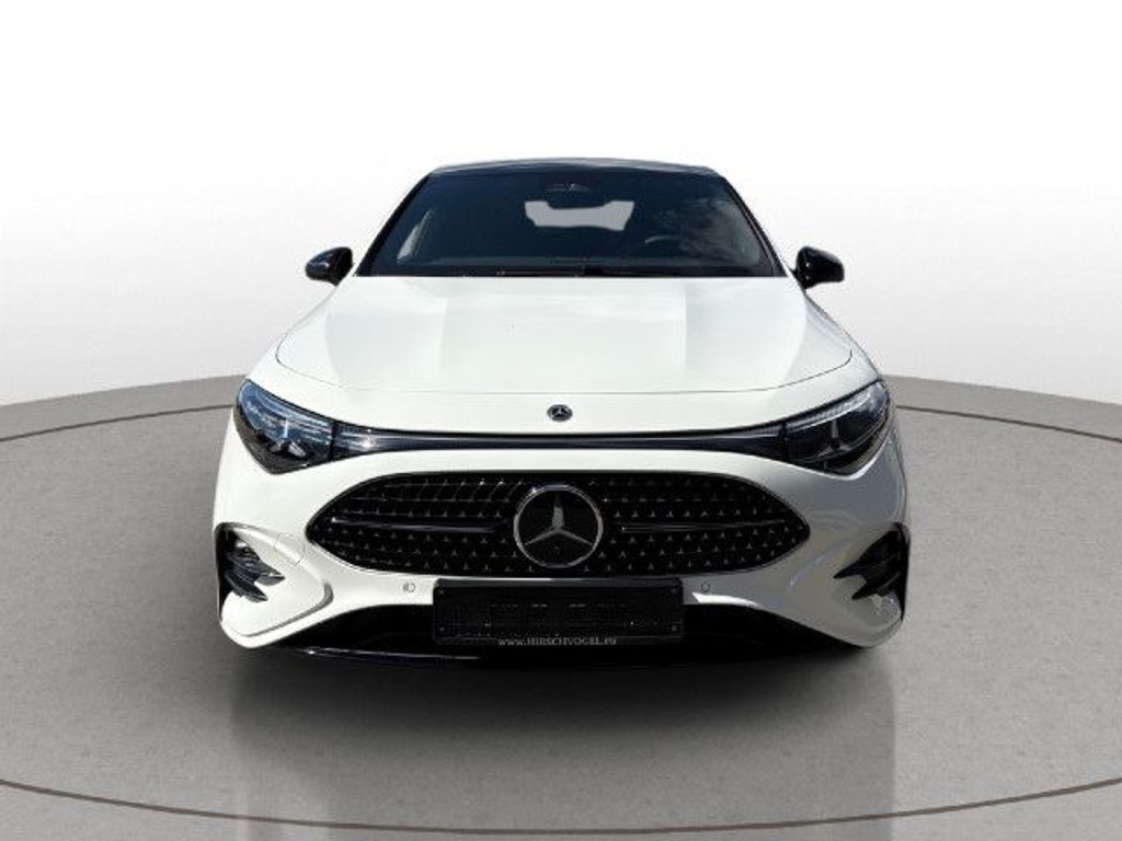 Mercedes-Benz CLA-Klasse CLA 180 Sedan