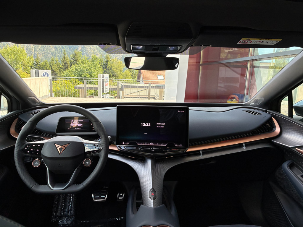 Cupra Tavascan