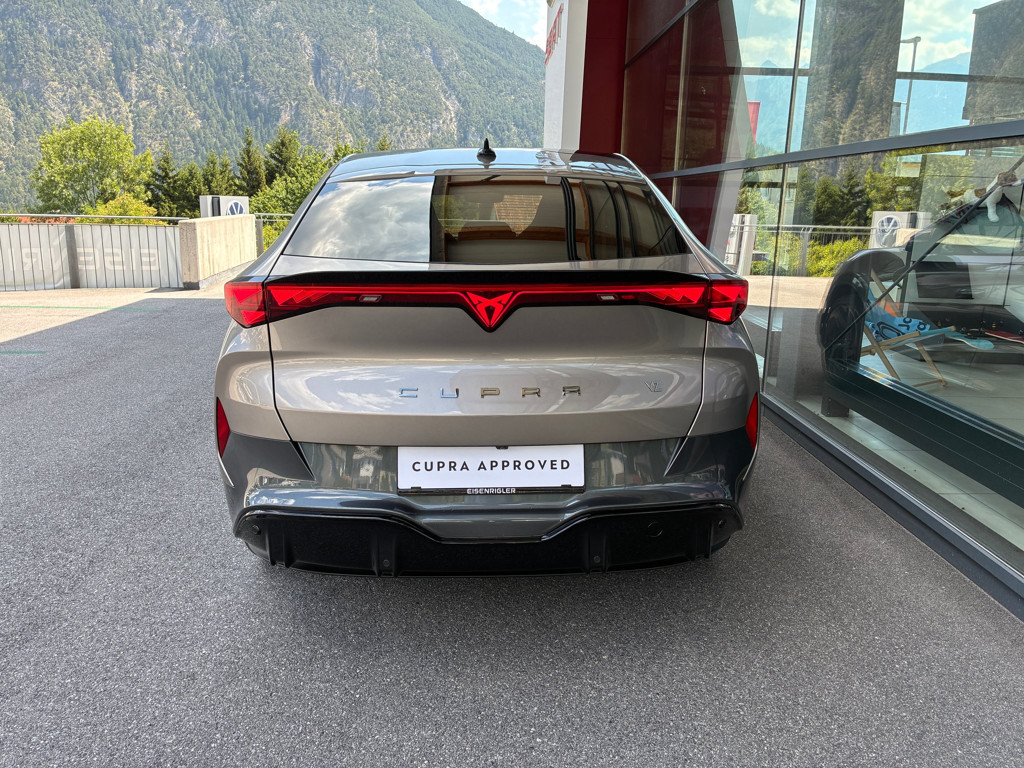 Cupra Tavascan