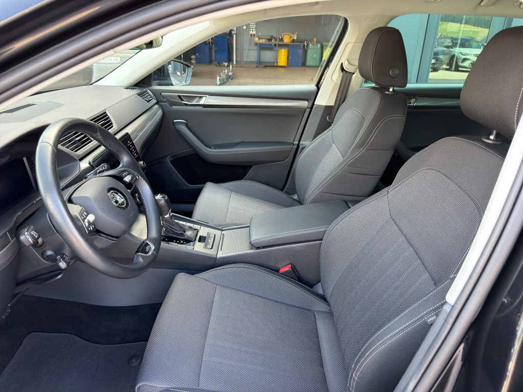 Skoda Superb