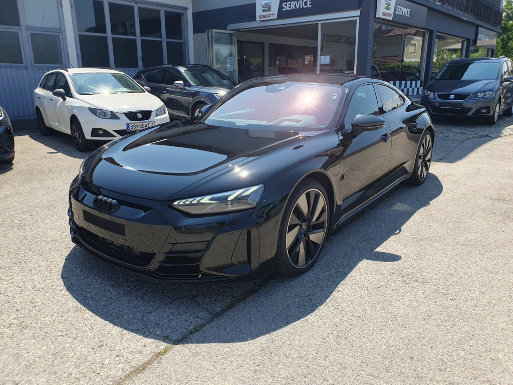 Audi e-tron GT Audi e-tron GT