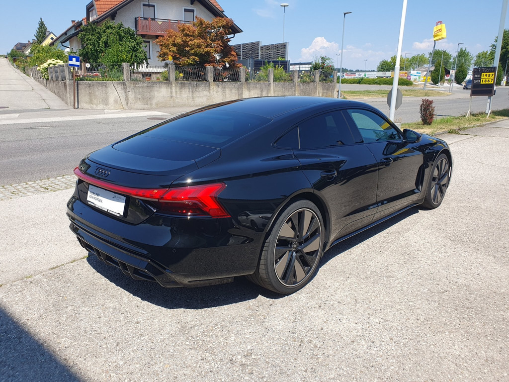Audi e-tron GT