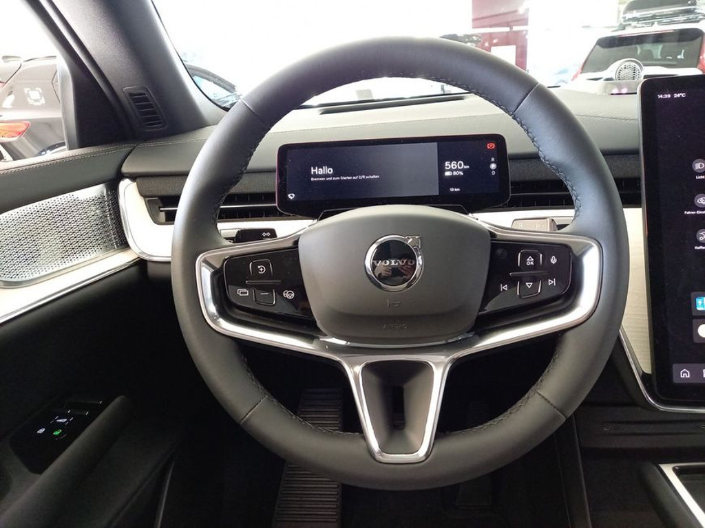 Volvo EX90