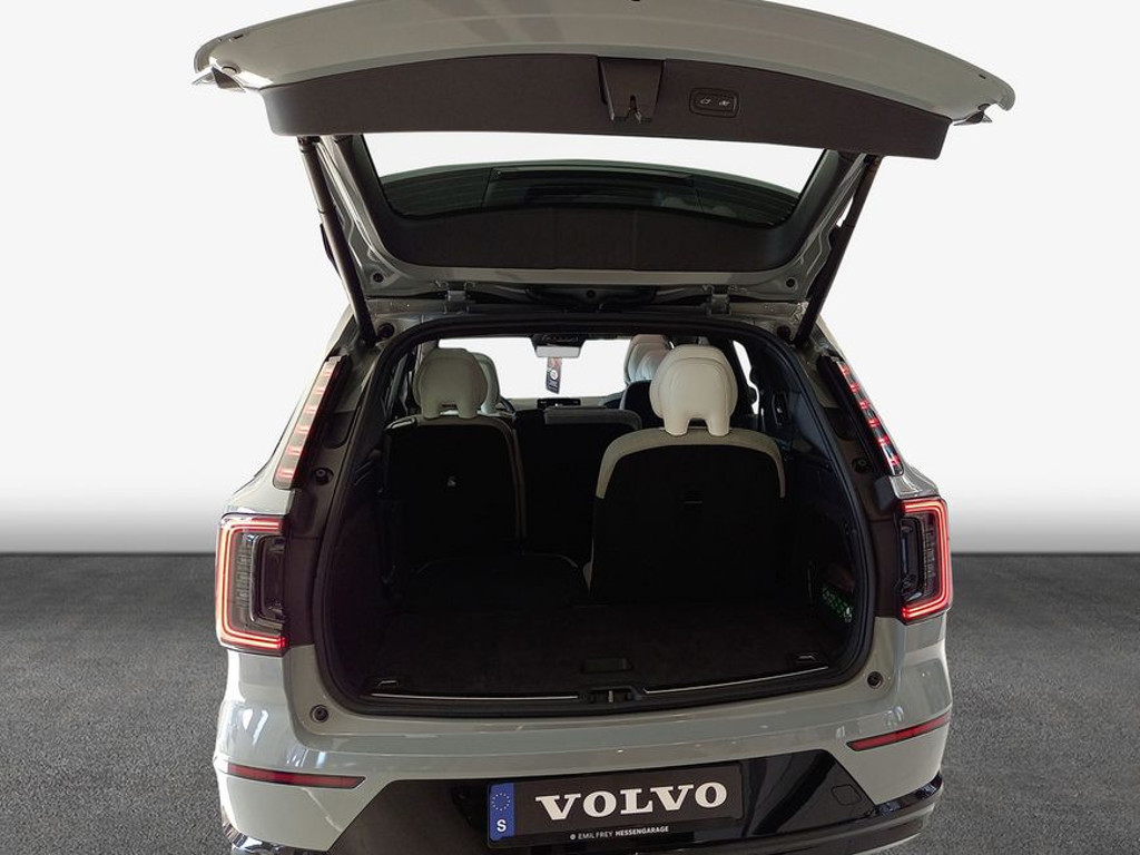 Volvo EX90