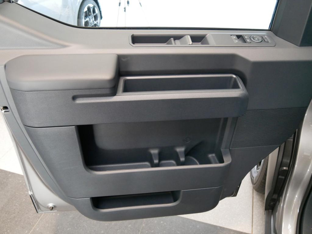 Kia PV5 Passenger