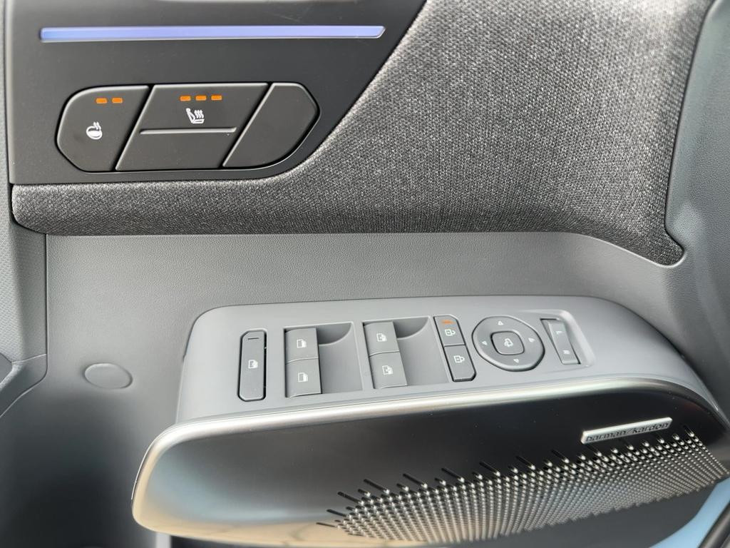 Kia EV2
