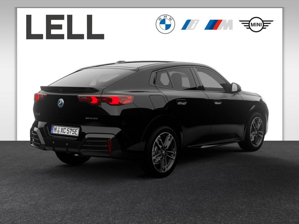BMW iX2
