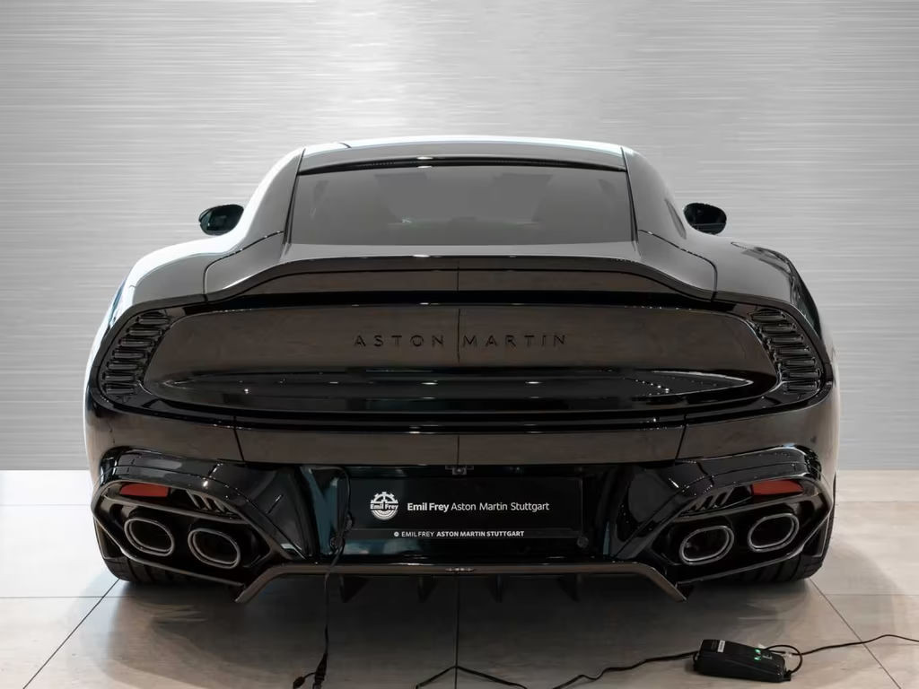 Aston Martin Vanquish