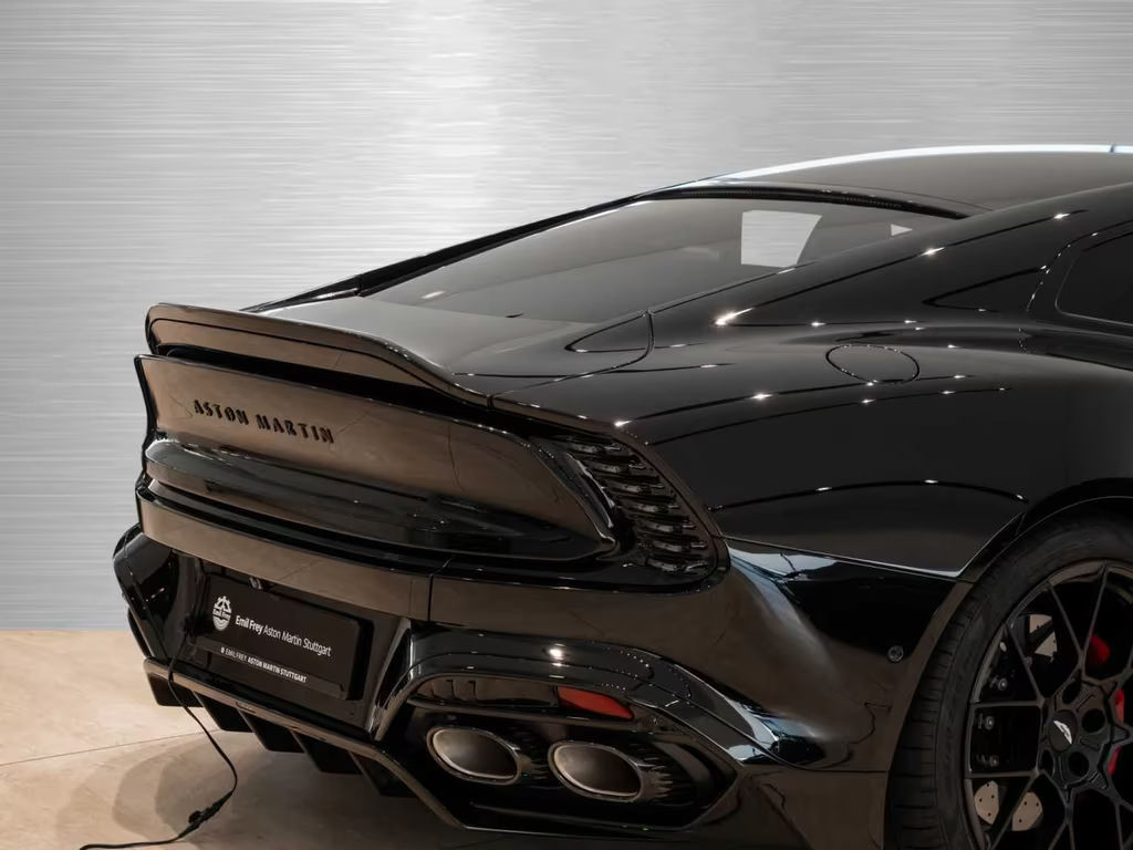 Aston Martin Vanquish
