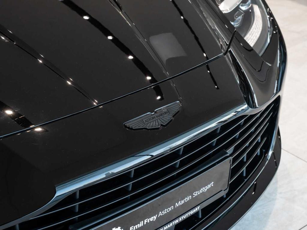 Aston Martin Vanquish