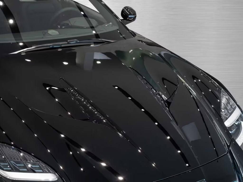 Aston Martin Vanquish