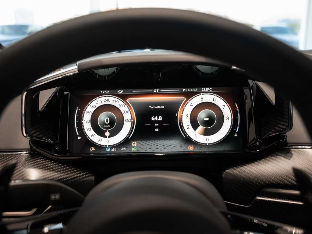 Aston Martin Vanquish