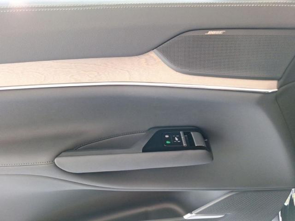 Volvo EX90