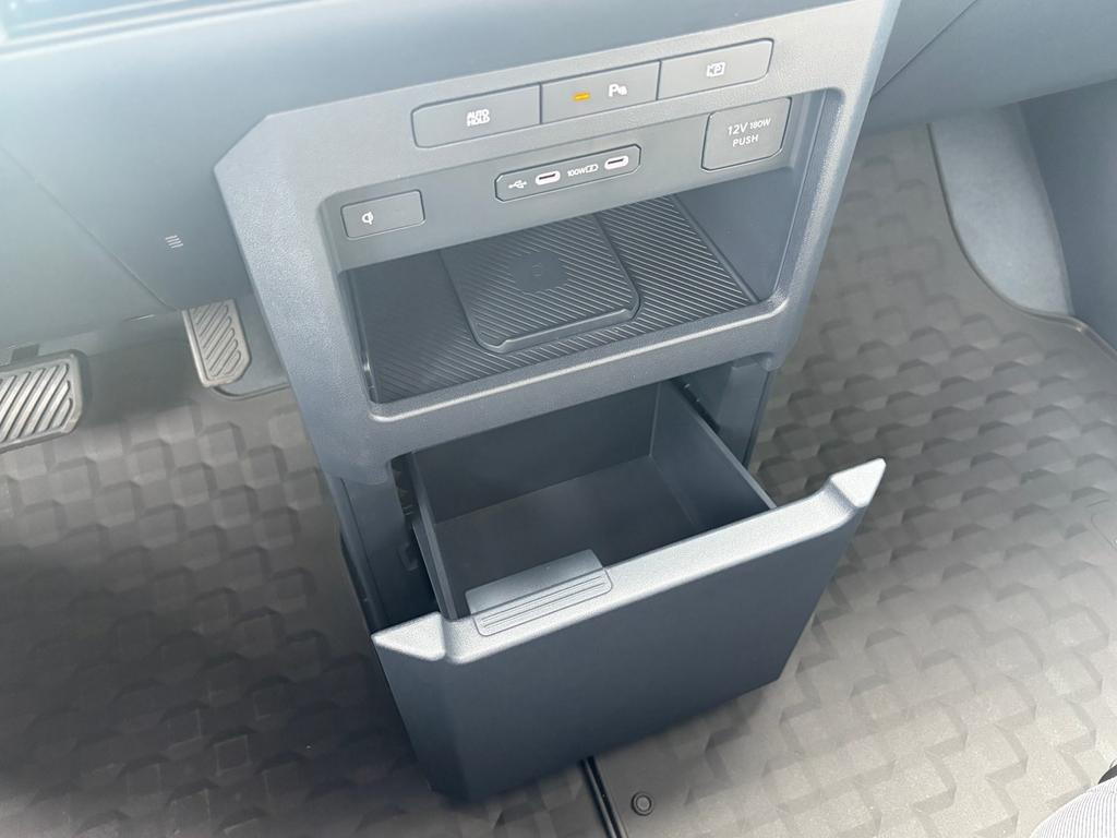 Kia PV5 Passenger