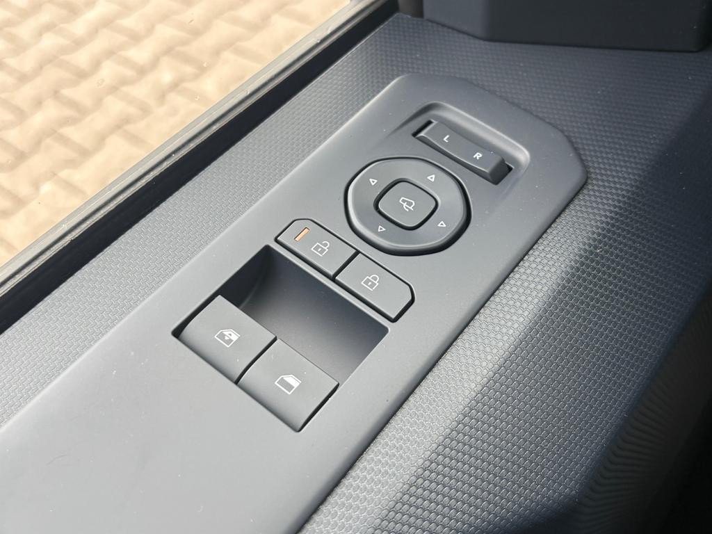 Kia PV5 Passenger