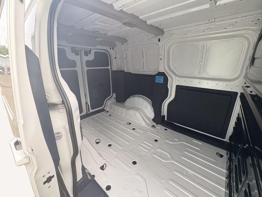 Kia PV5 Passenger