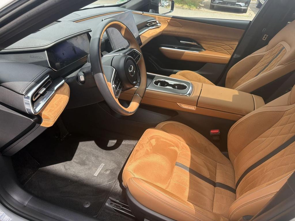 Mazda 6e