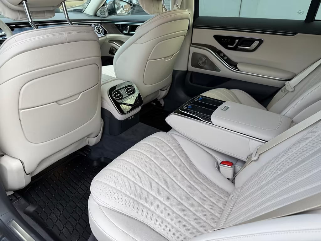 Mercedes-Benz S-Klasse